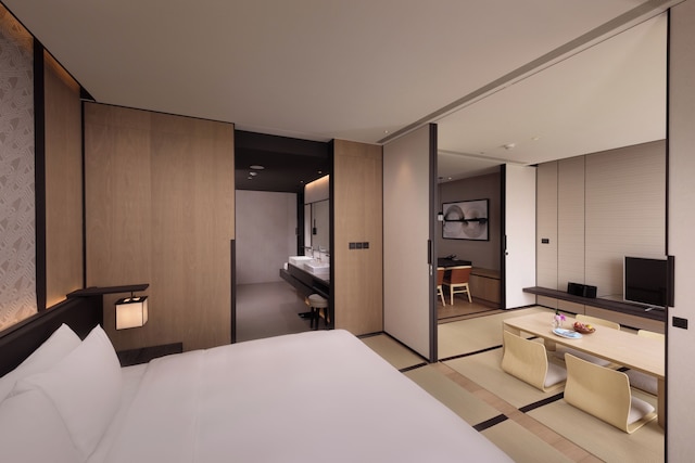 クラウンプラザ台南 by IHG (台南大員皇冠假日酒店)