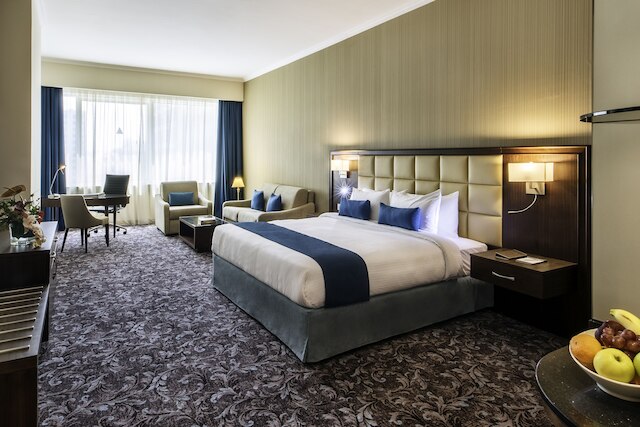 ゴールデン チューリップ ドーハ (ラグジュアリー シティ ホテル)