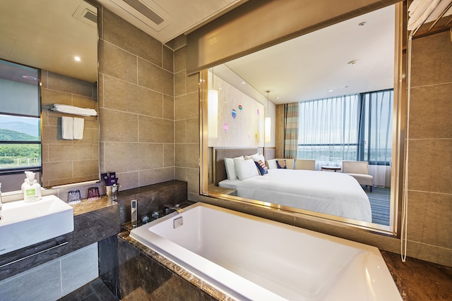 ホテル チャム チャム台東 (シーザー パーク ホテルズ & リゾート) (趣淘漫旅 - 台東凱撒飯店連鎖)