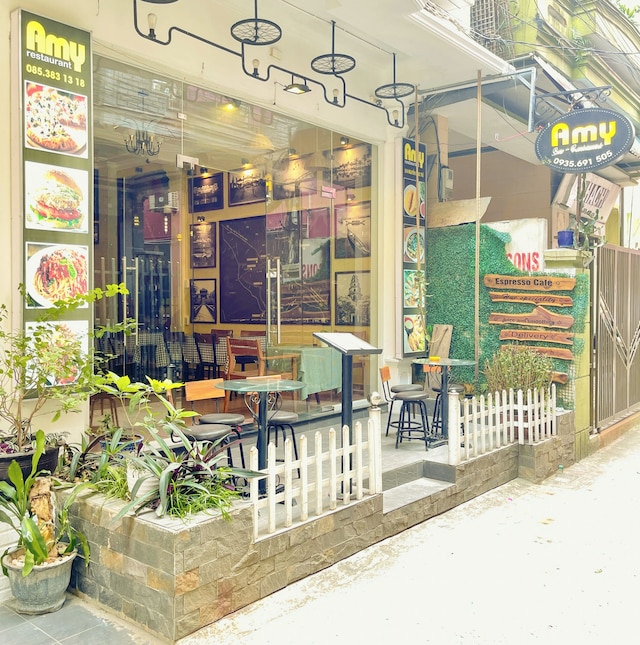 エイミー ホステル フエ