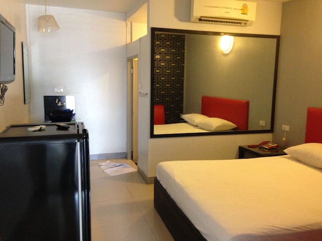 ナトポブ スリープ ステーション モーテル