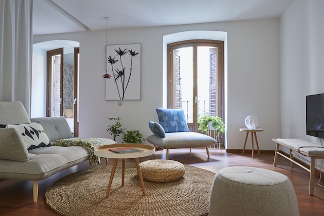 60 バルコニーズ デザイン