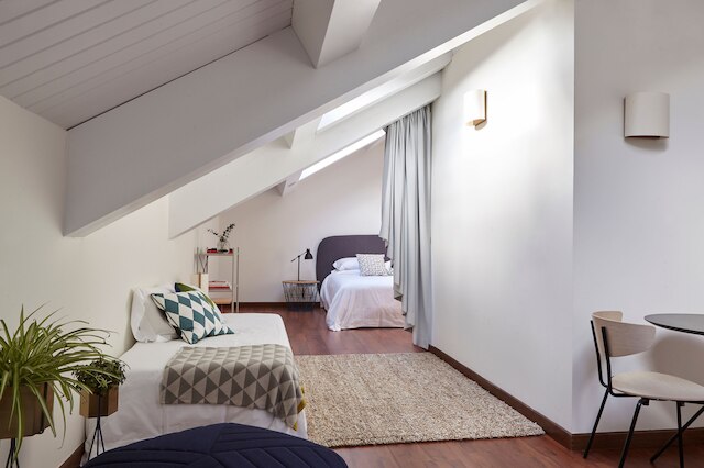 60 バルコニーズ デザイン