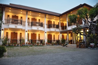 ゴルド ヌエア ブティック ハウス