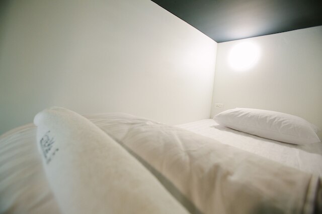 ギブ ミー 5 ホステル