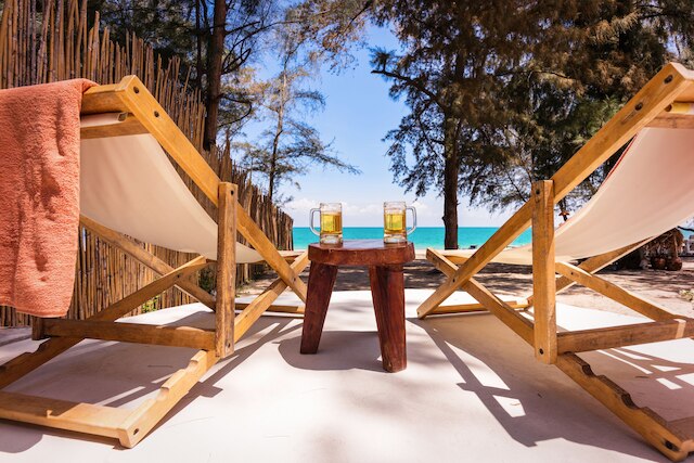 ムムサ ビーチ リゾート & レストラン