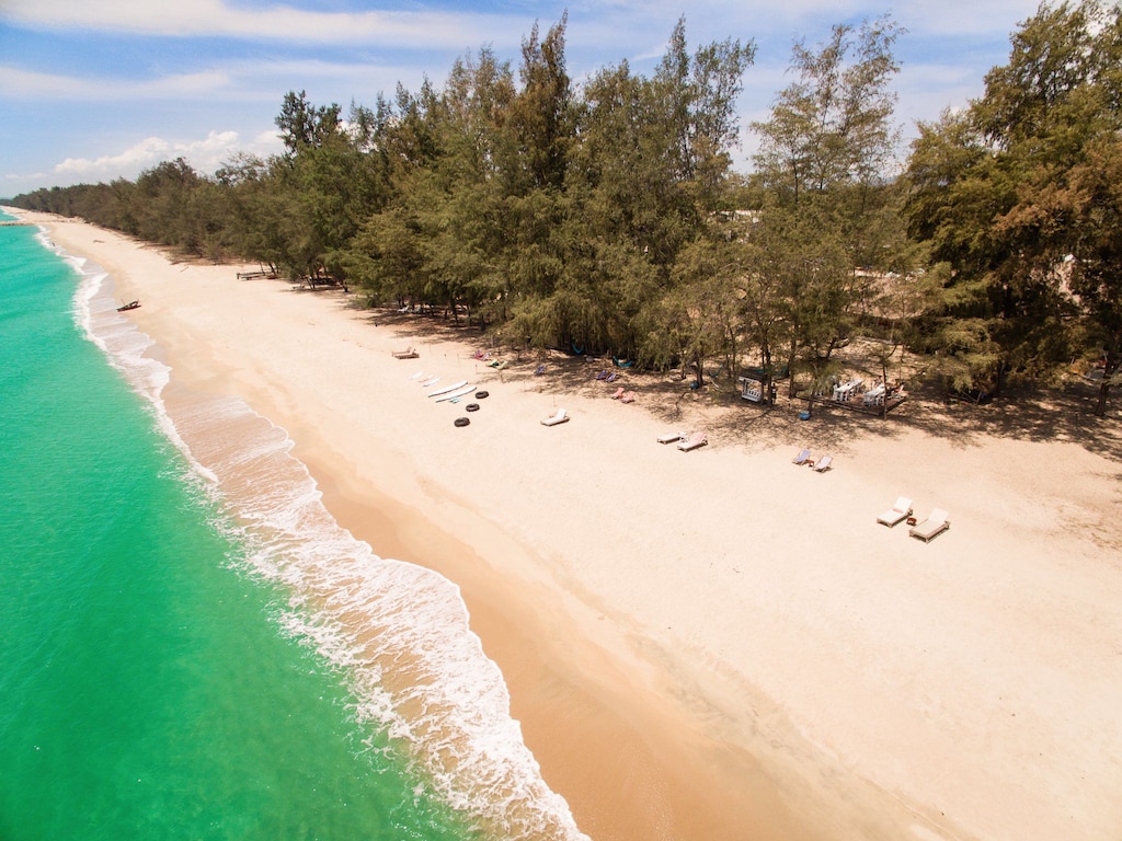 6.ムムサ ビーチ リゾート & レストラン