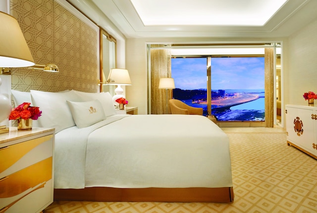 ウィン・パレス