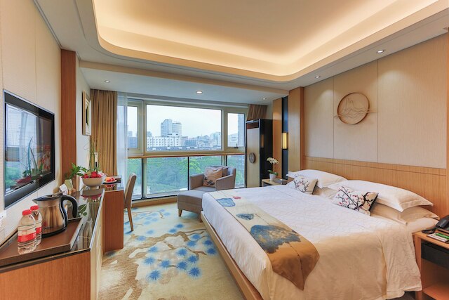 納徳ホテル (纳德大酒店)