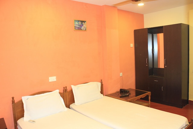 タンガム バラジ ゲスト ハウス