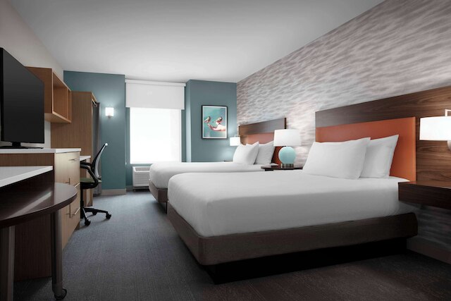 ホーム 2 スイーツ バイ ヒルトン ユージーン ダウンタウン ユニバーシティ エリア