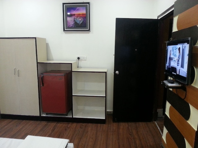 ホテル アカシュ ガンガ