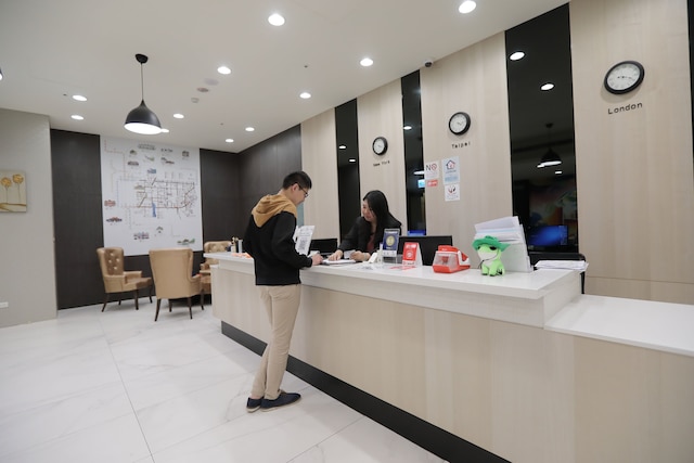 CH プレイス X ホテル (普樂室行旅)