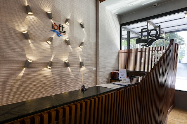 ザ ロフト シーサイド シラチャー