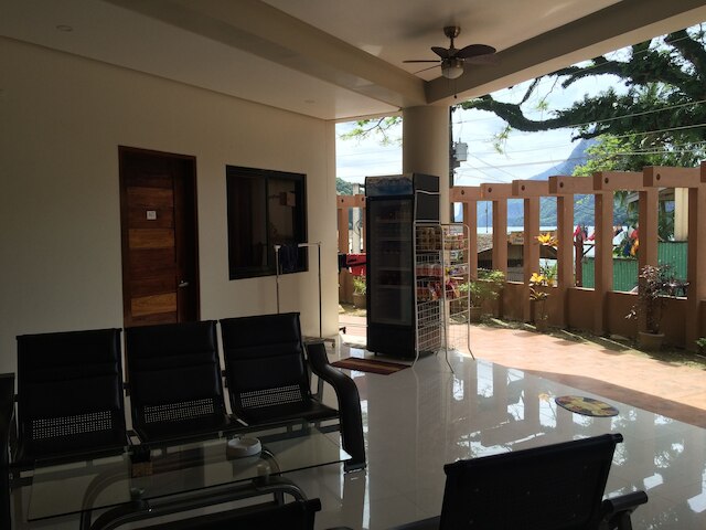 インゴ ツーリスト イン