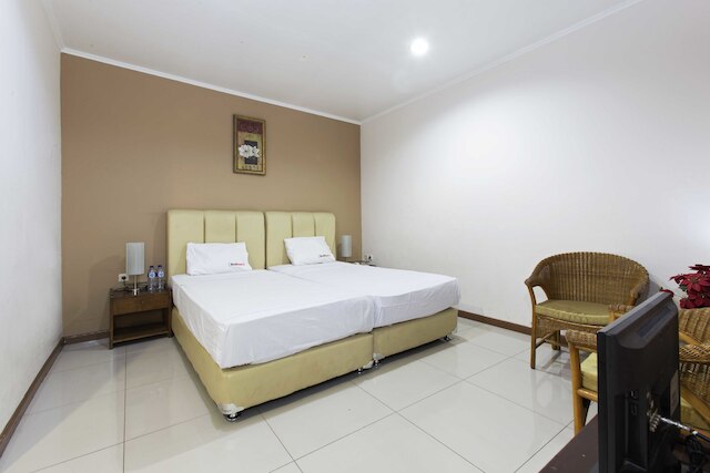 レッドドアーズ ニア ゴンダンディア ステーション