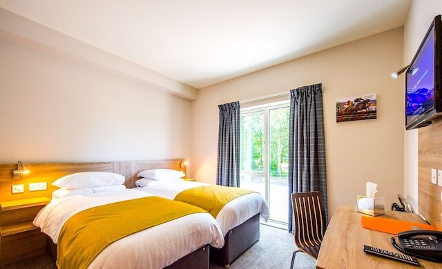 ザ ロッジ アット パース レースコース