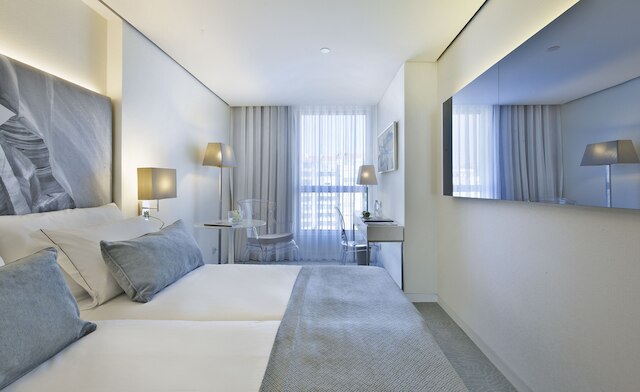 ホテル ホワイト リスボア