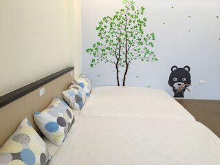 シャン シャン フォレスト ホテル (香香森林民宿)