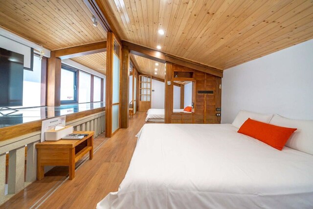 スエヒロドリ ジャパニーズ エンタイア ホーム No1 (末廣通一館日式包棟民宿)