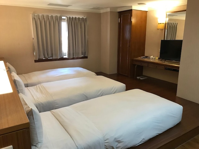 ターペン ベイ ホリデー ホテル (大鵬湾大飯店)