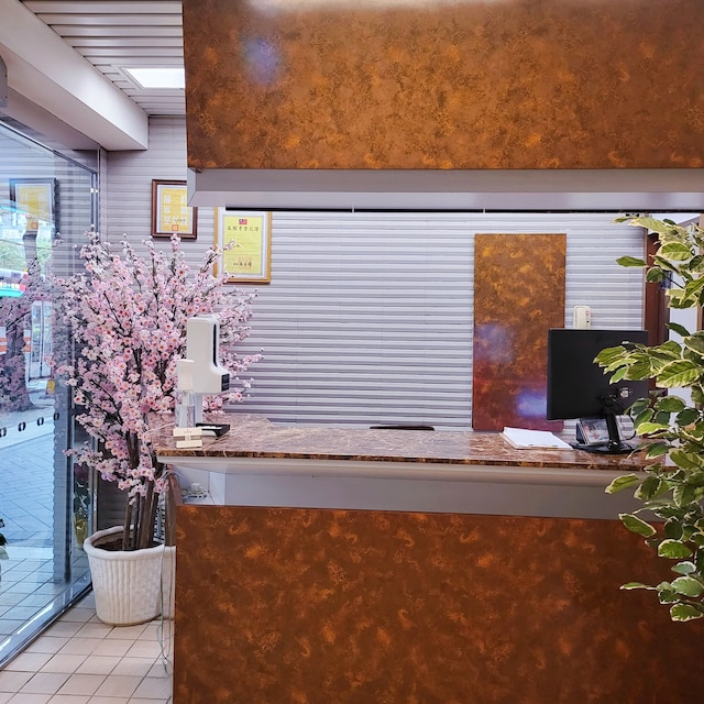 チェンディアン ホテル (正點商務旅店)