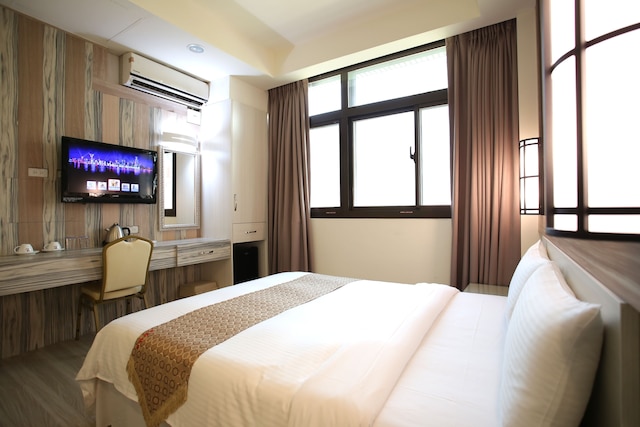 チェンディアン ホテル (正點商務旅店)