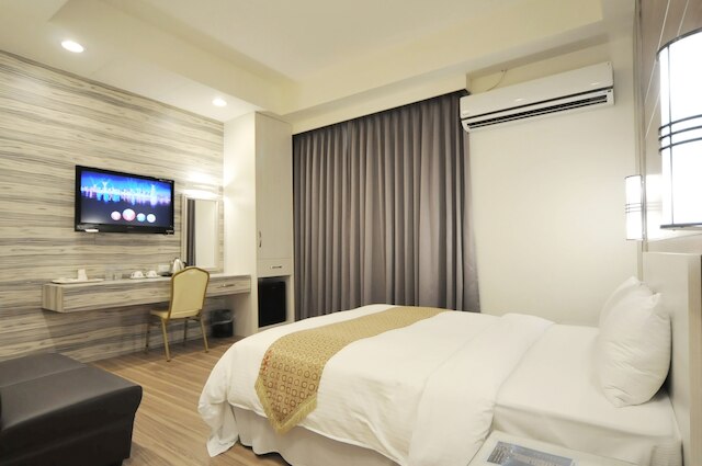 チェンディアン ホテル (正點商務旅店)