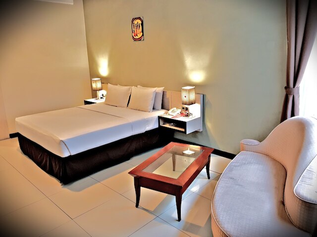 N3 ホテル ザイヌル アリフィン