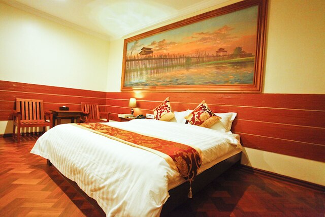 ザ ホーム ホテル