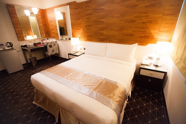 カイシェン シンスー ホテル (凱旋新宿商旅)