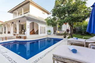 アリュール ヴィラズ