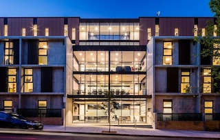 アバクロンビー スチューデント アコモデーション