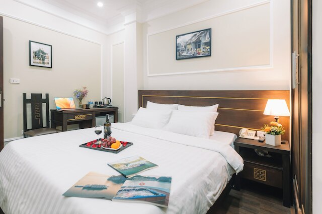 ハノイ レイク ビュー ホテル & トラベル