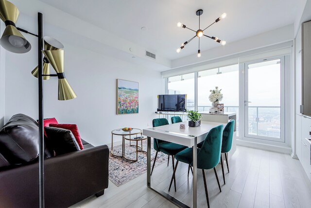 アルティテュード スイーツ オン ヨン