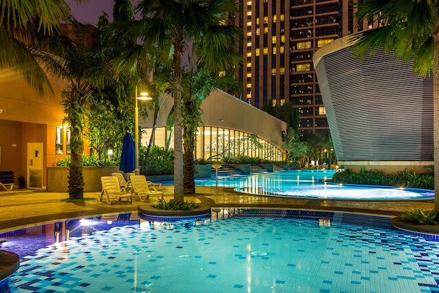 レインボー スイーツ アット タイムズ スクエア