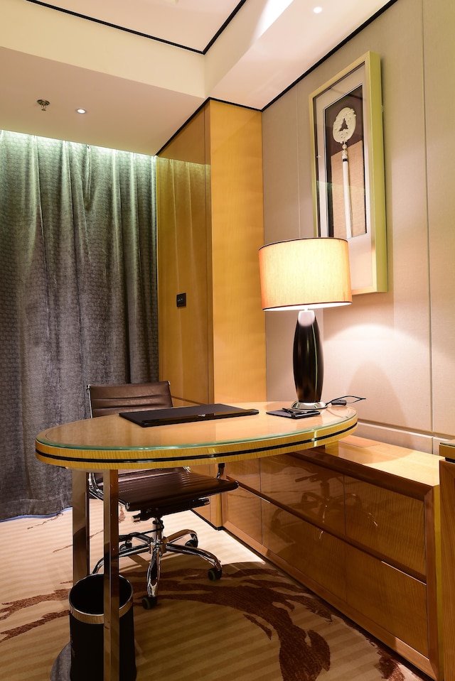 ティルフル ホテル