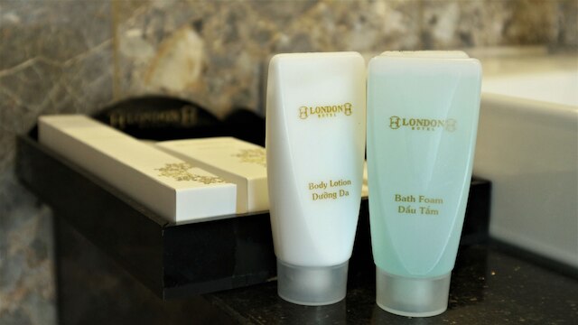 ロンドン ハノイ ホテル