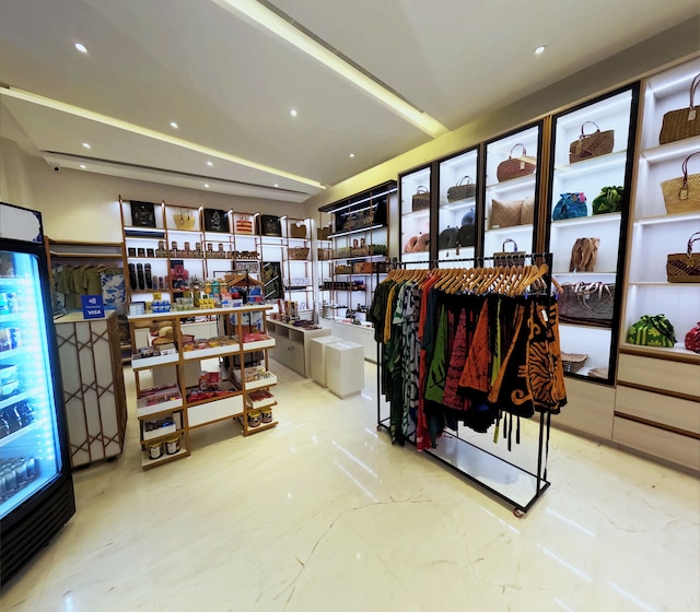 フェアウェイ コロンボ - スリランカズ ファースト ホテル ウィズ ロボット テクノロジー