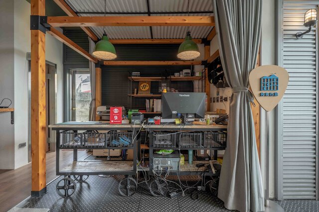 ライト ホステル花蓮 (承億輕旅花蓮館)