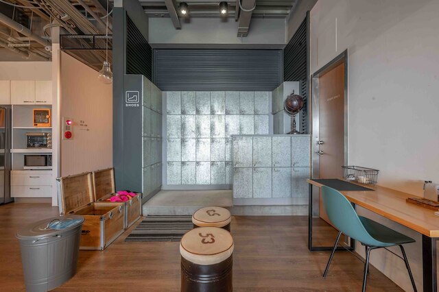 ライト ホステル花蓮 (承億輕旅花蓮館)