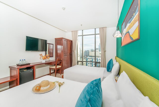 メイビーチホテル