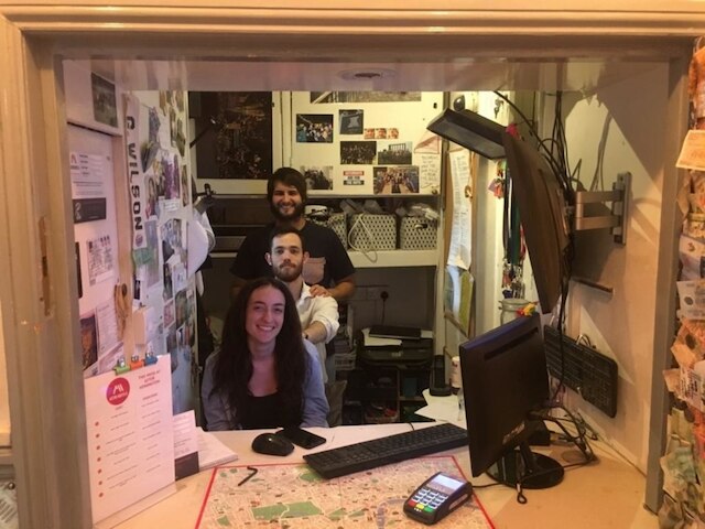 アスター ケンジントン ホステル