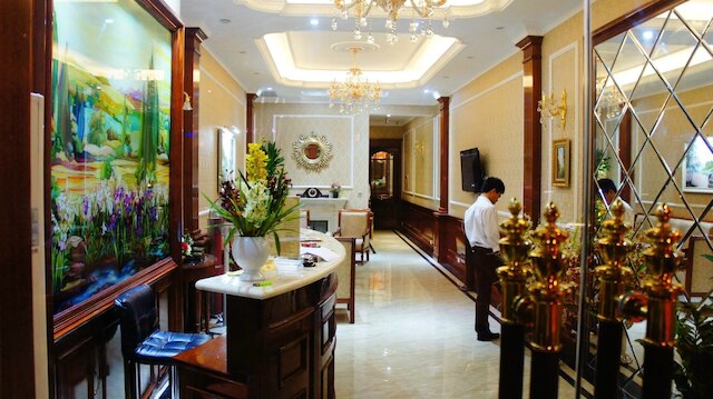 ヴァイオリン ホテル ハノイ