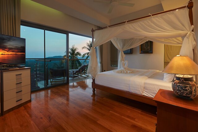 ヴィラ バーン サイタラ