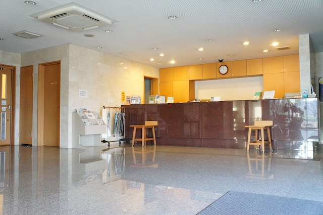 アズイン半田インター