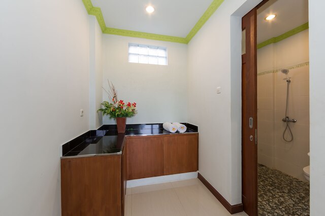 ポンドック アスリ デンパサール