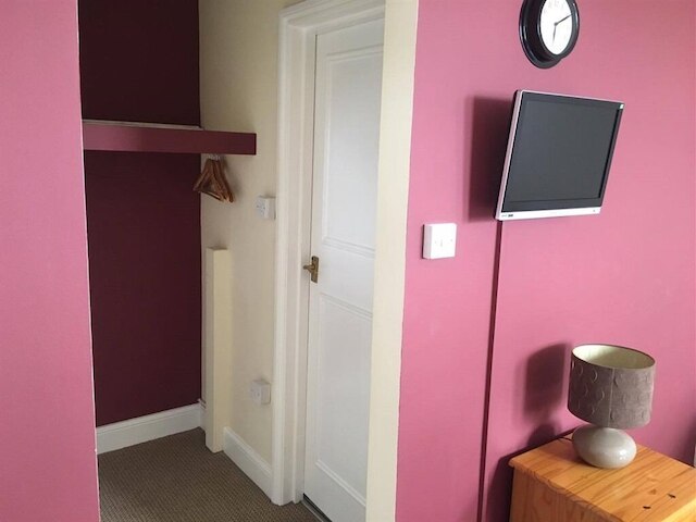 ザ キングス アームズ