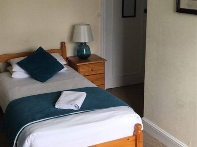 ザ キングス アームズ