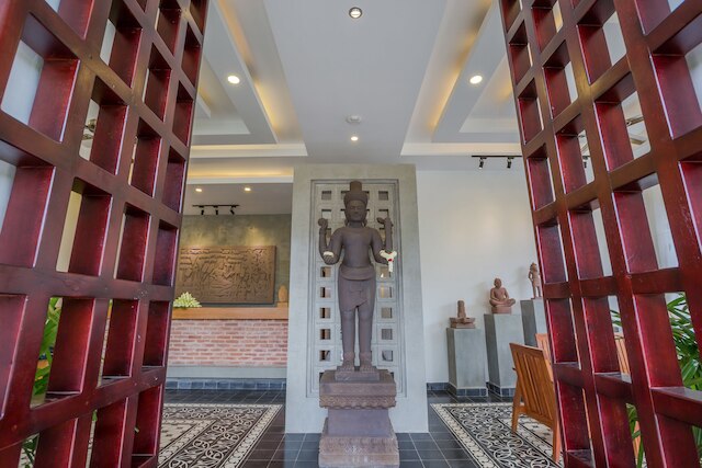 シルバー パームス レジデンス